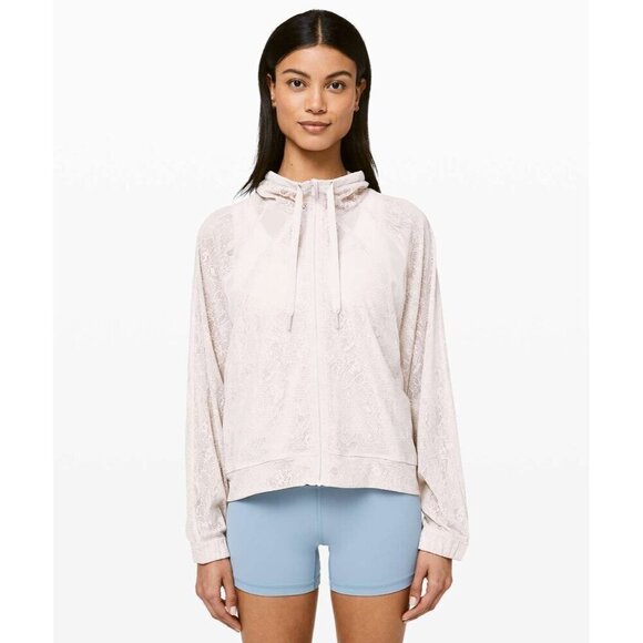 LULULEMON In Depth Lace Jacket in Light Chrome Sz 6 W3CDDS EUC - Picture 3 of 10